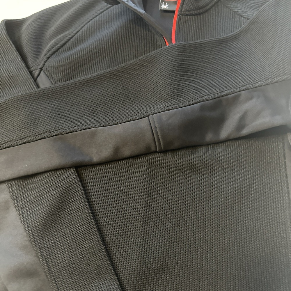 Spyder Men's 1/4 Zip Pullover, Heavyweight Black and Red Waffle Knit Size Medium - Picture 4 of 9